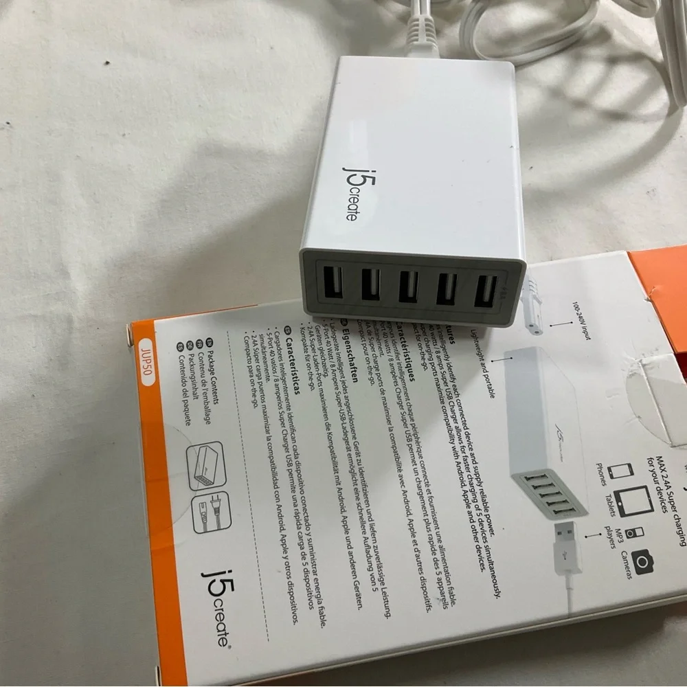 j5create White USB Hub - Picture 2 of 5